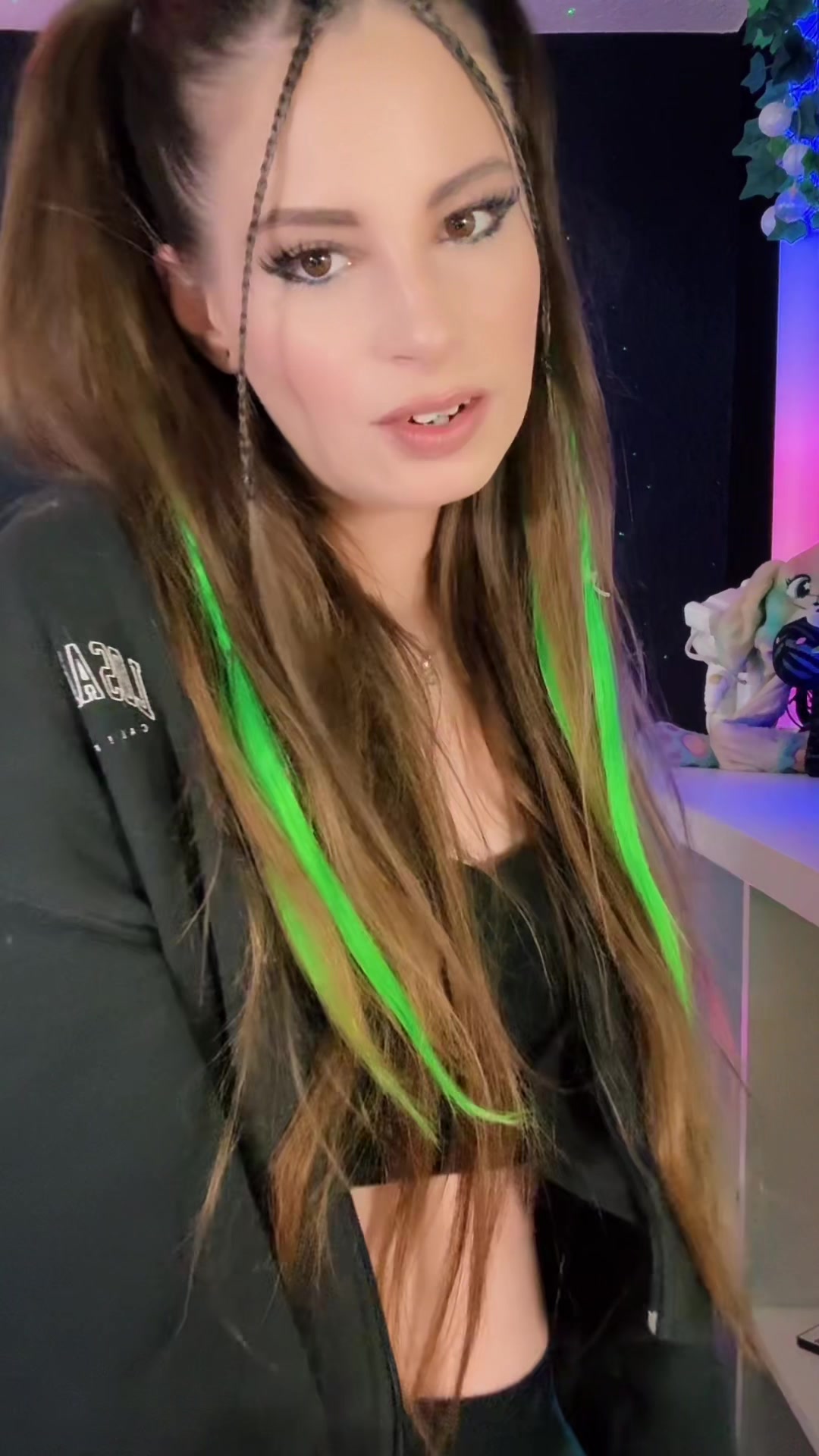 @LiZzy