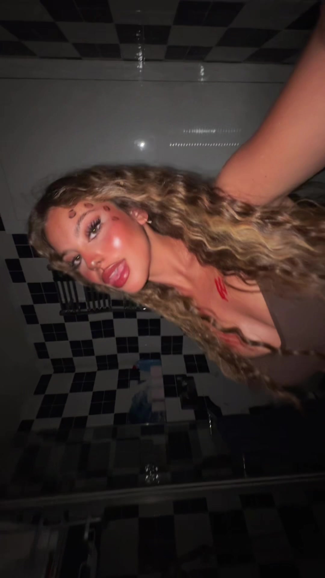 @Miabentolila