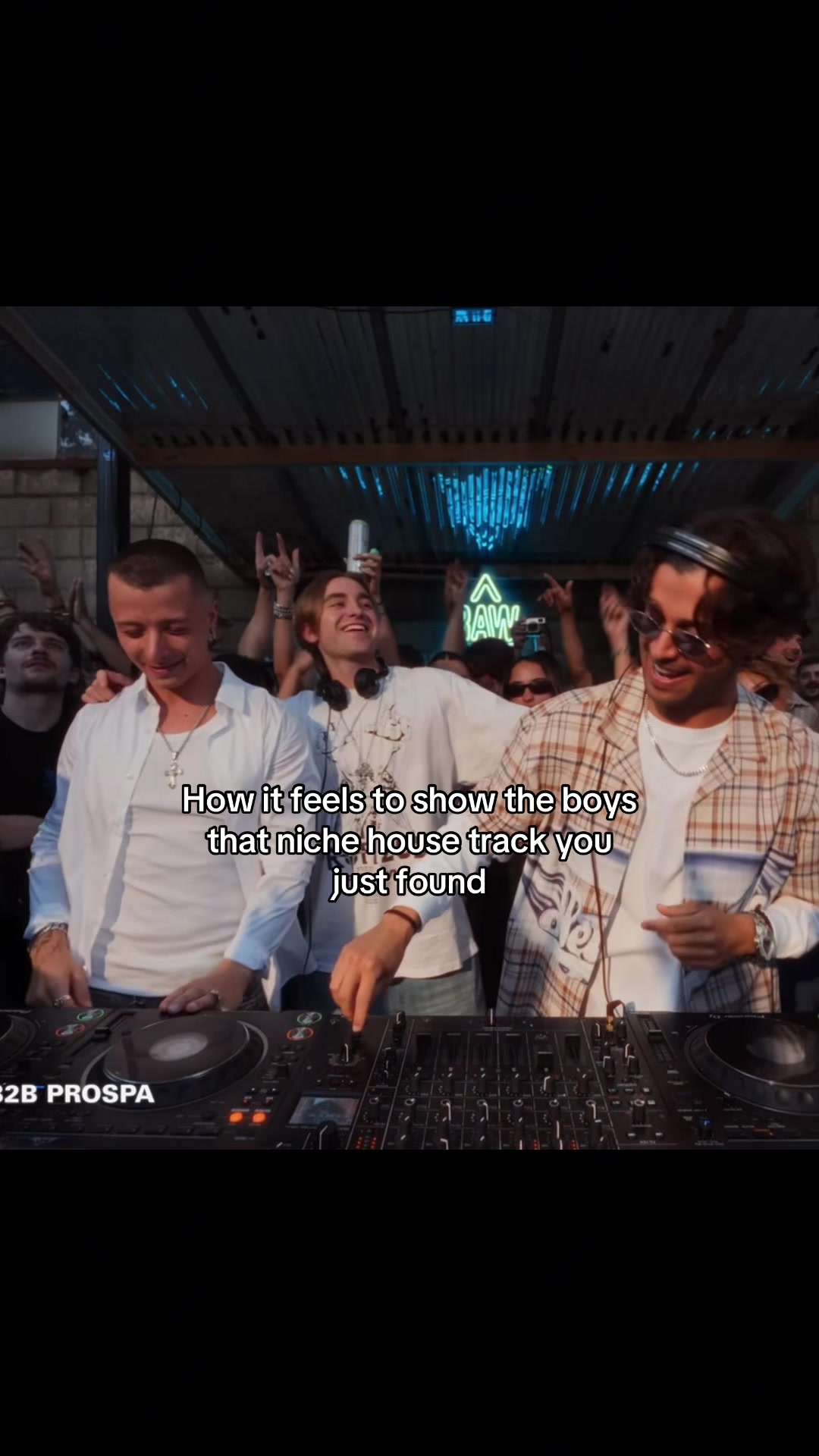 @Decks & Drops
