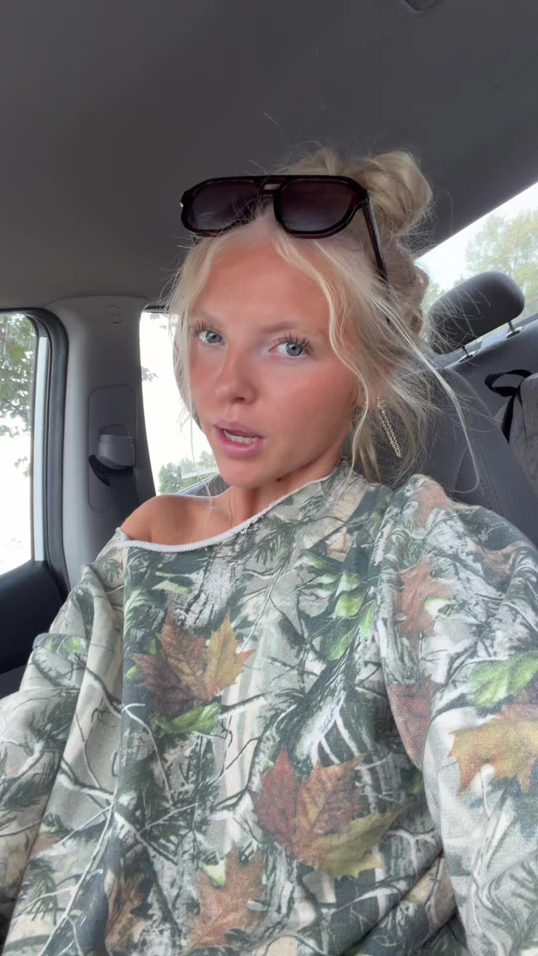 @👱🏼♀️