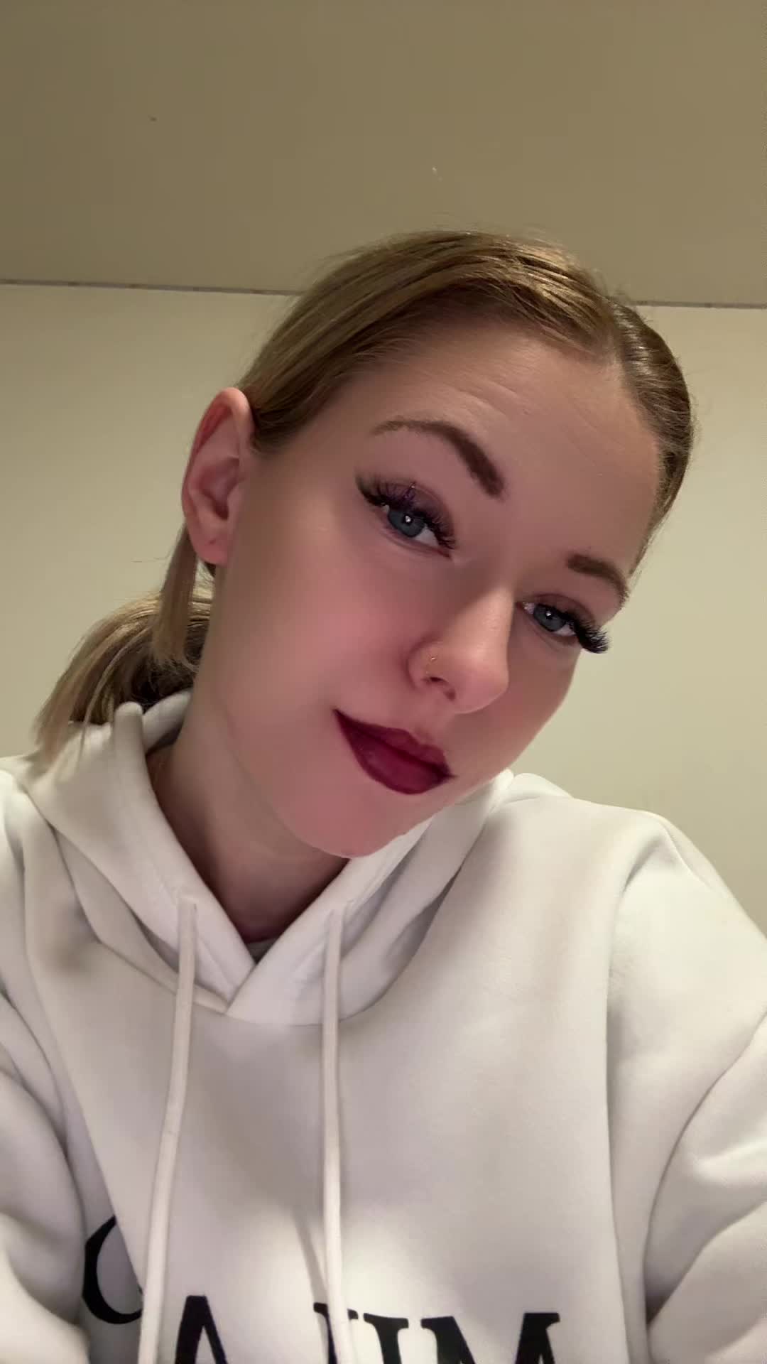 @Celinoxoo 🦋