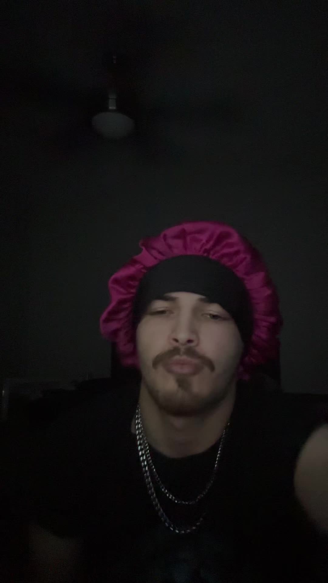 @Whiteboywitabonnet