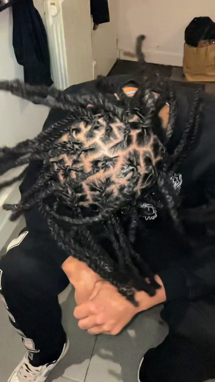 @Locks by Vivi