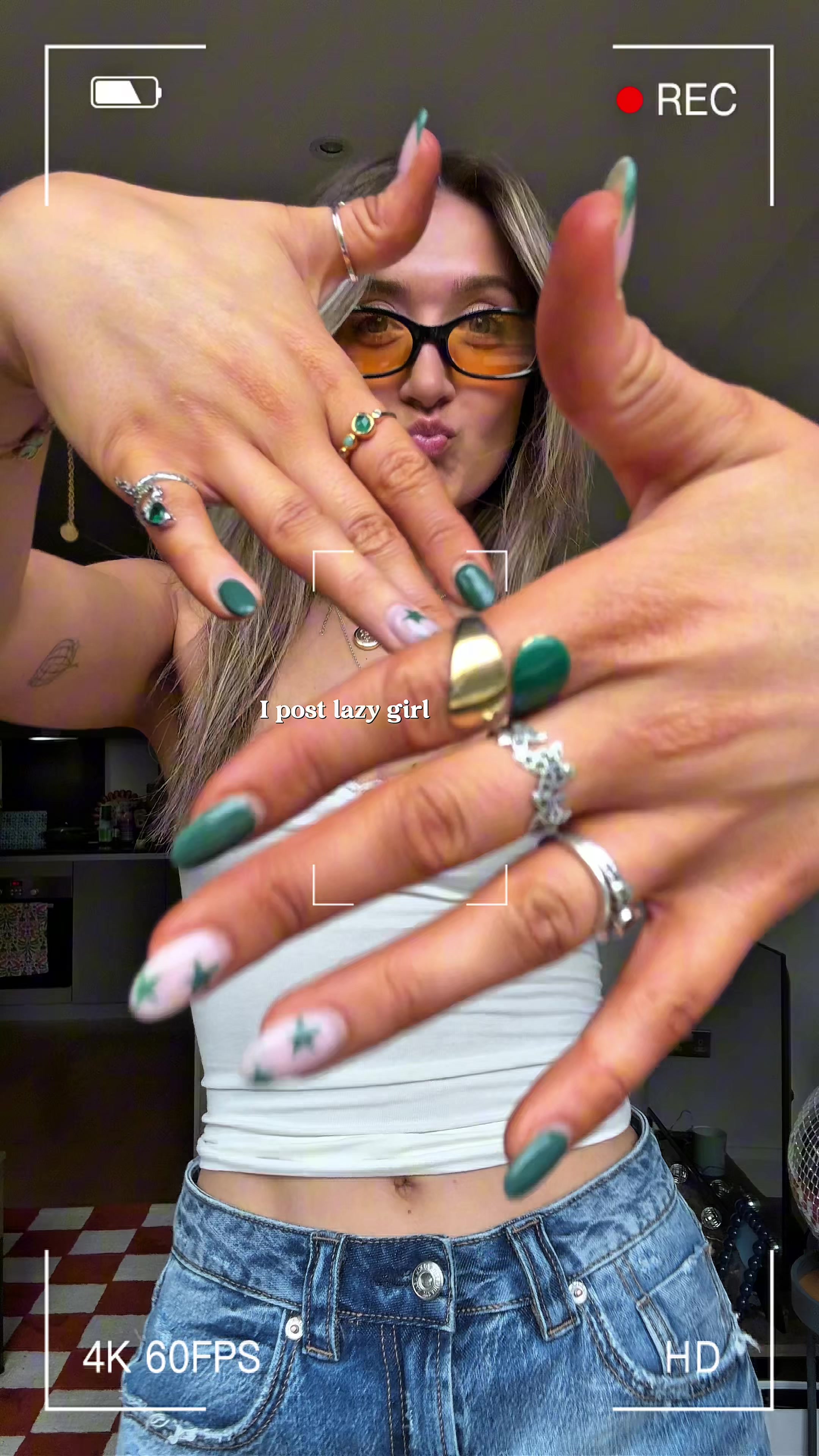 @em 🤟🏼🐆🍒🪩💘