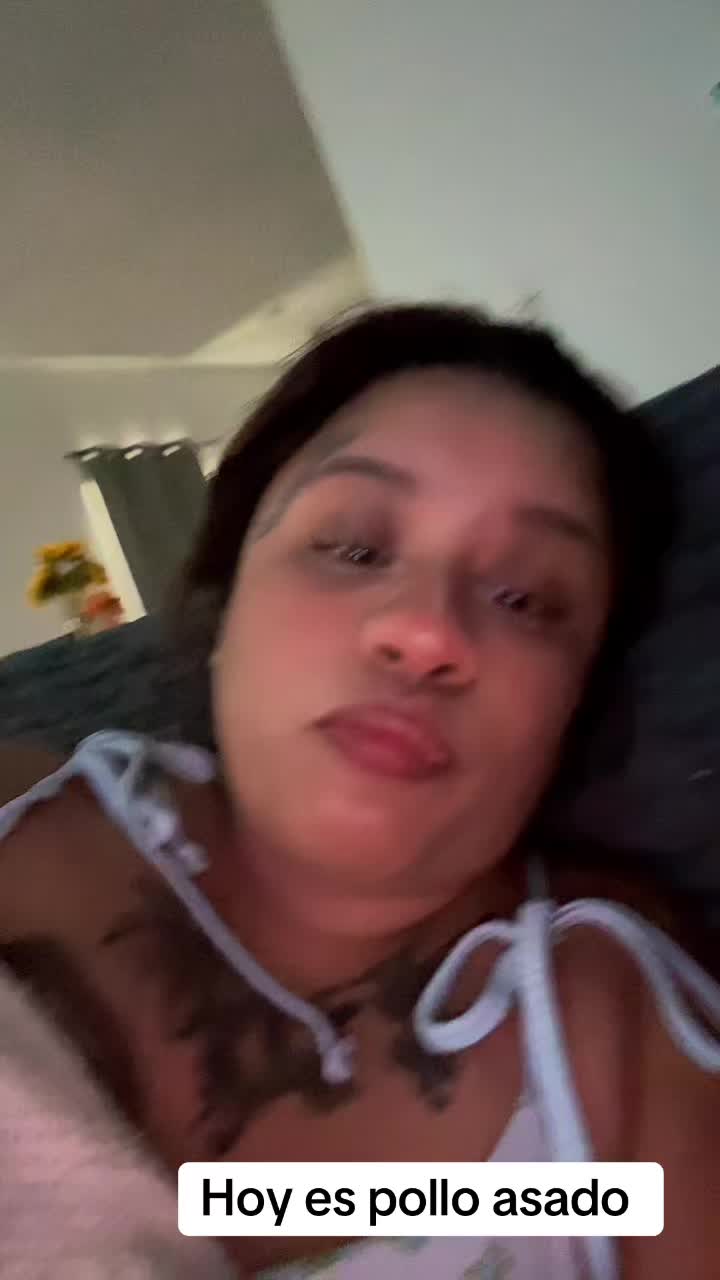 @lalalopez