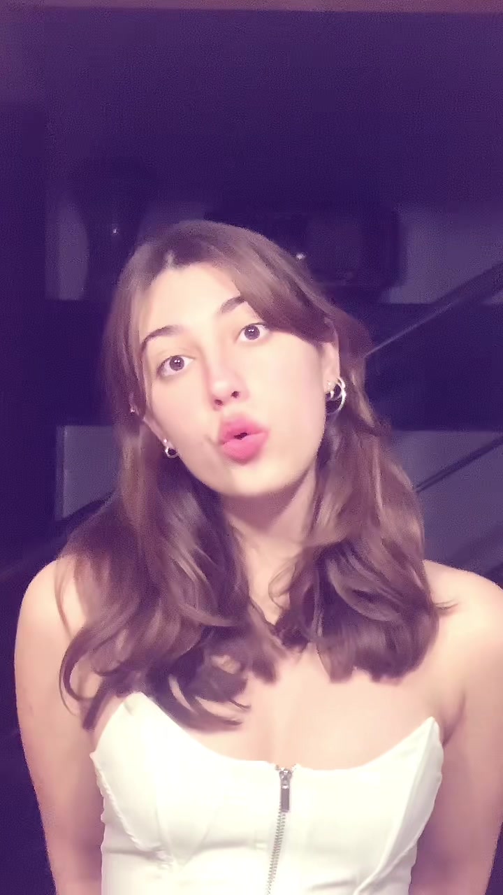 @Que_va