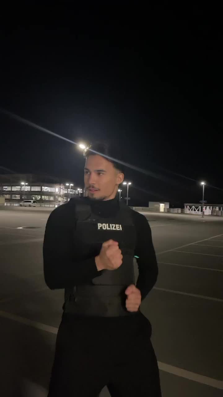 @Armond👮♂️