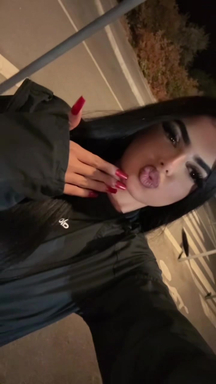 @𝑰𝒏𝒔🐍