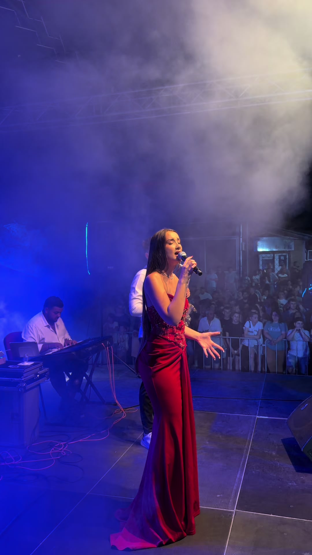 @Alexandra Cotruș