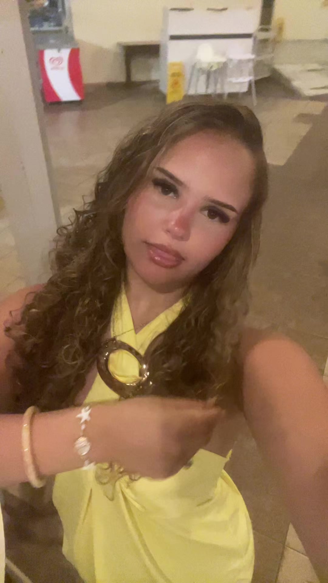 @ava🧞♀️
