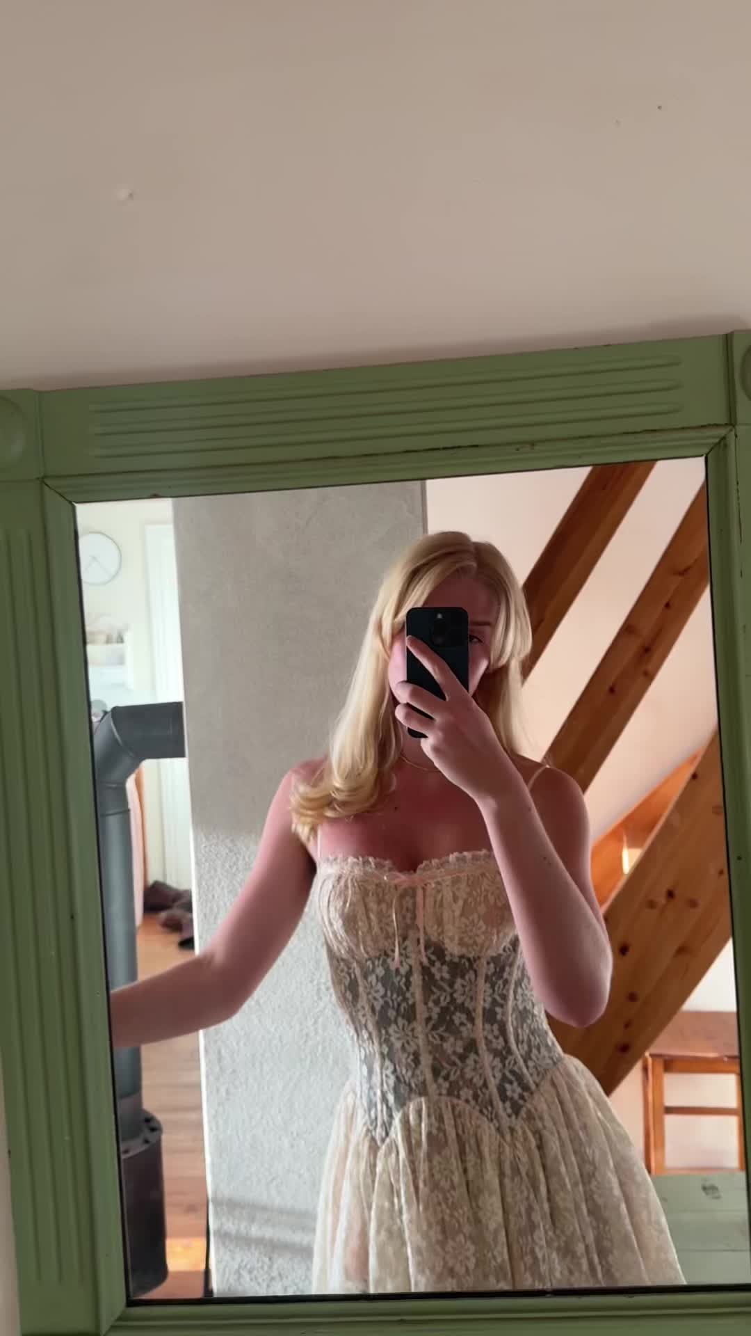 @Celine Dijjon