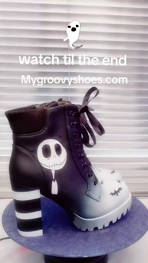 @Ghoulishshoes