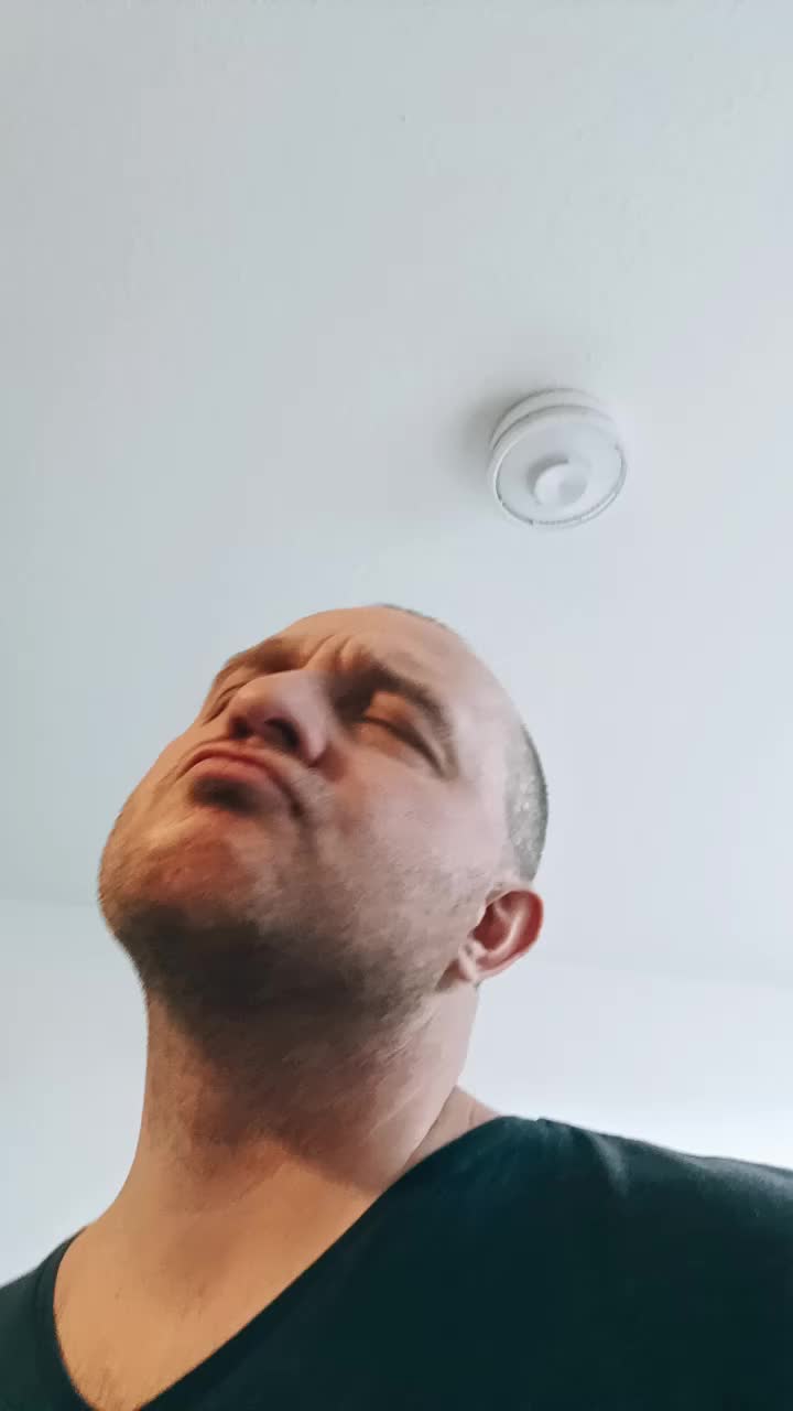 @iQ1q