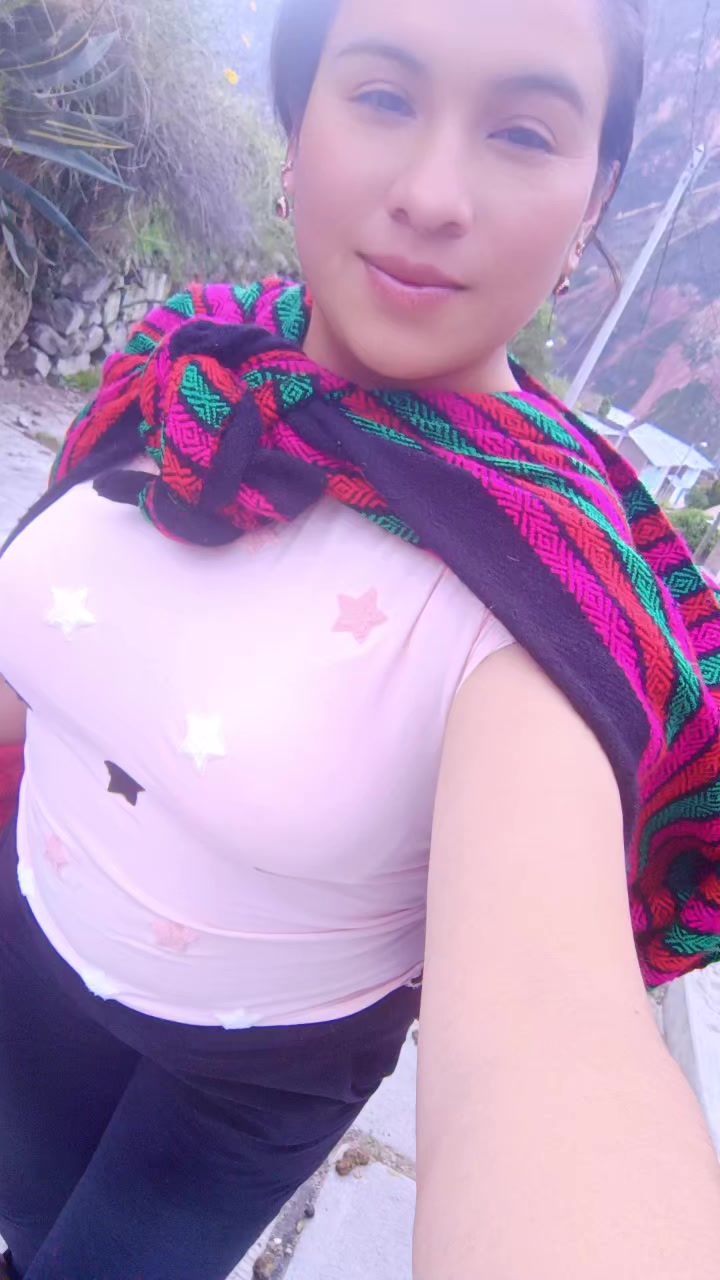@OjitosBonitos