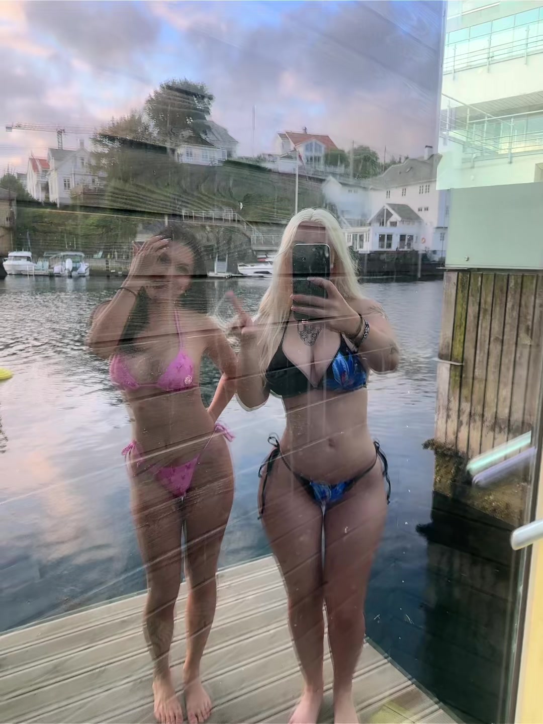 @Vikkzy