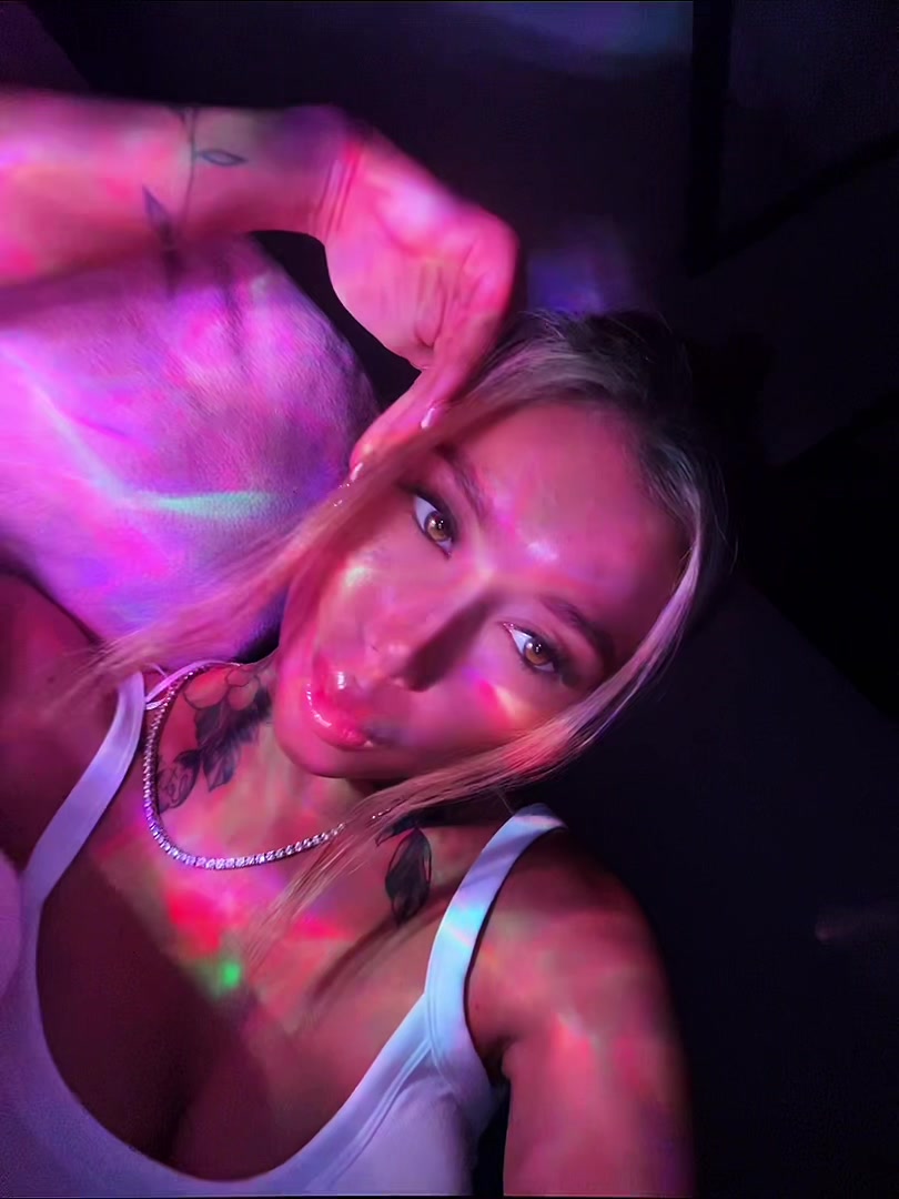 @courtneymaddenx