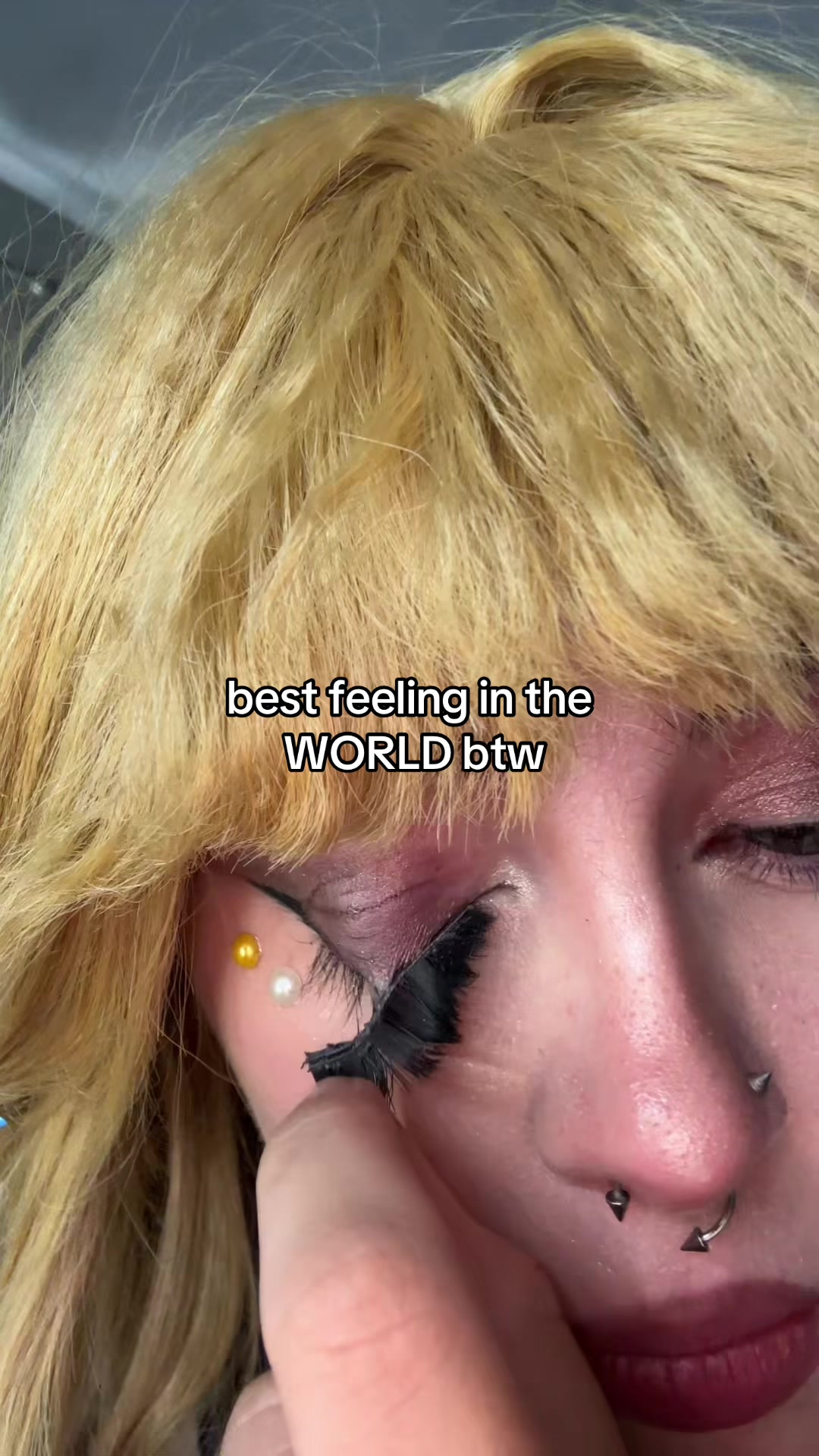 @avery ⨷