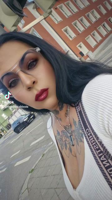 @Dana daniela 🖤🖤🖤🖤💯