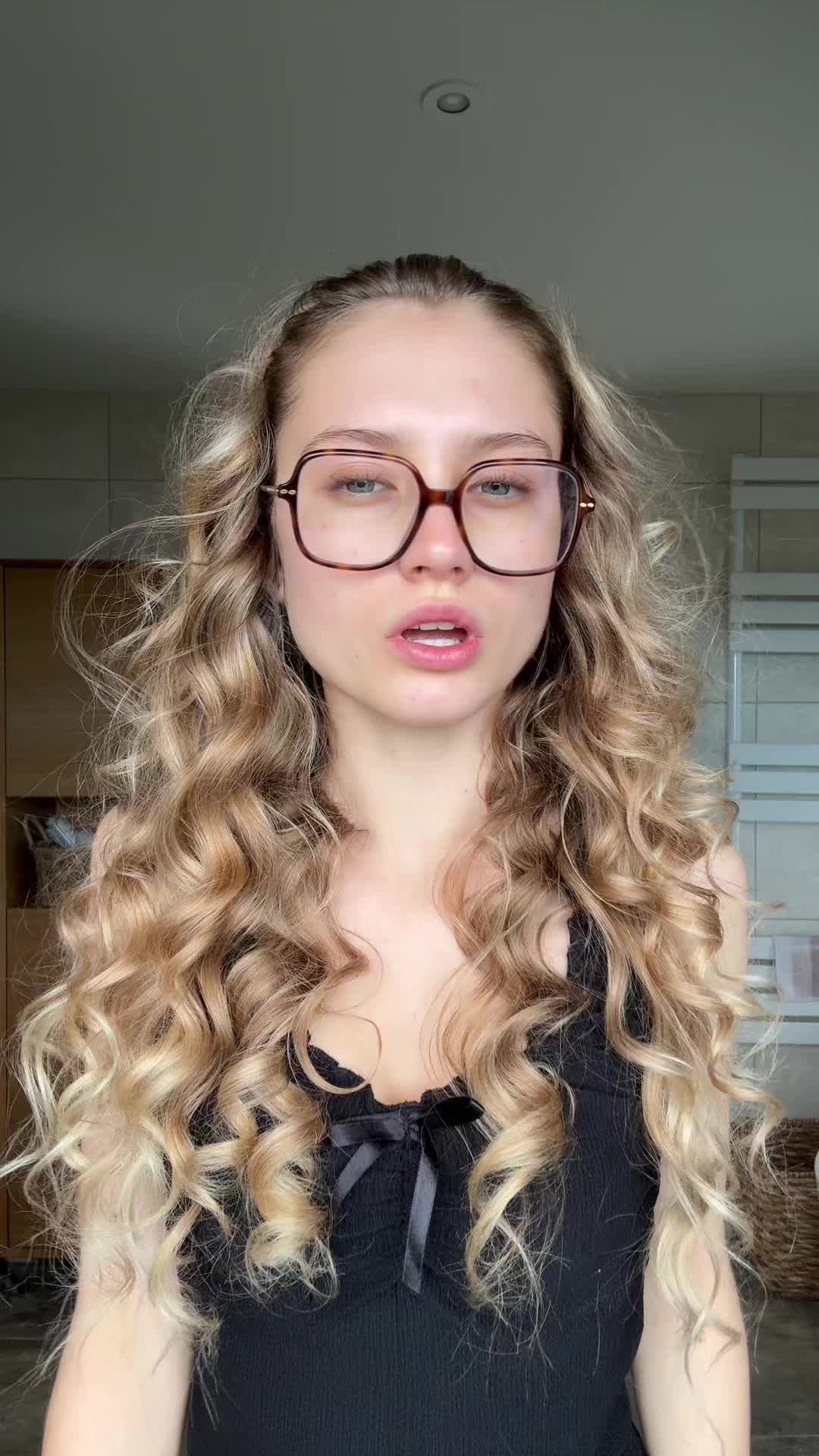 @Gloz