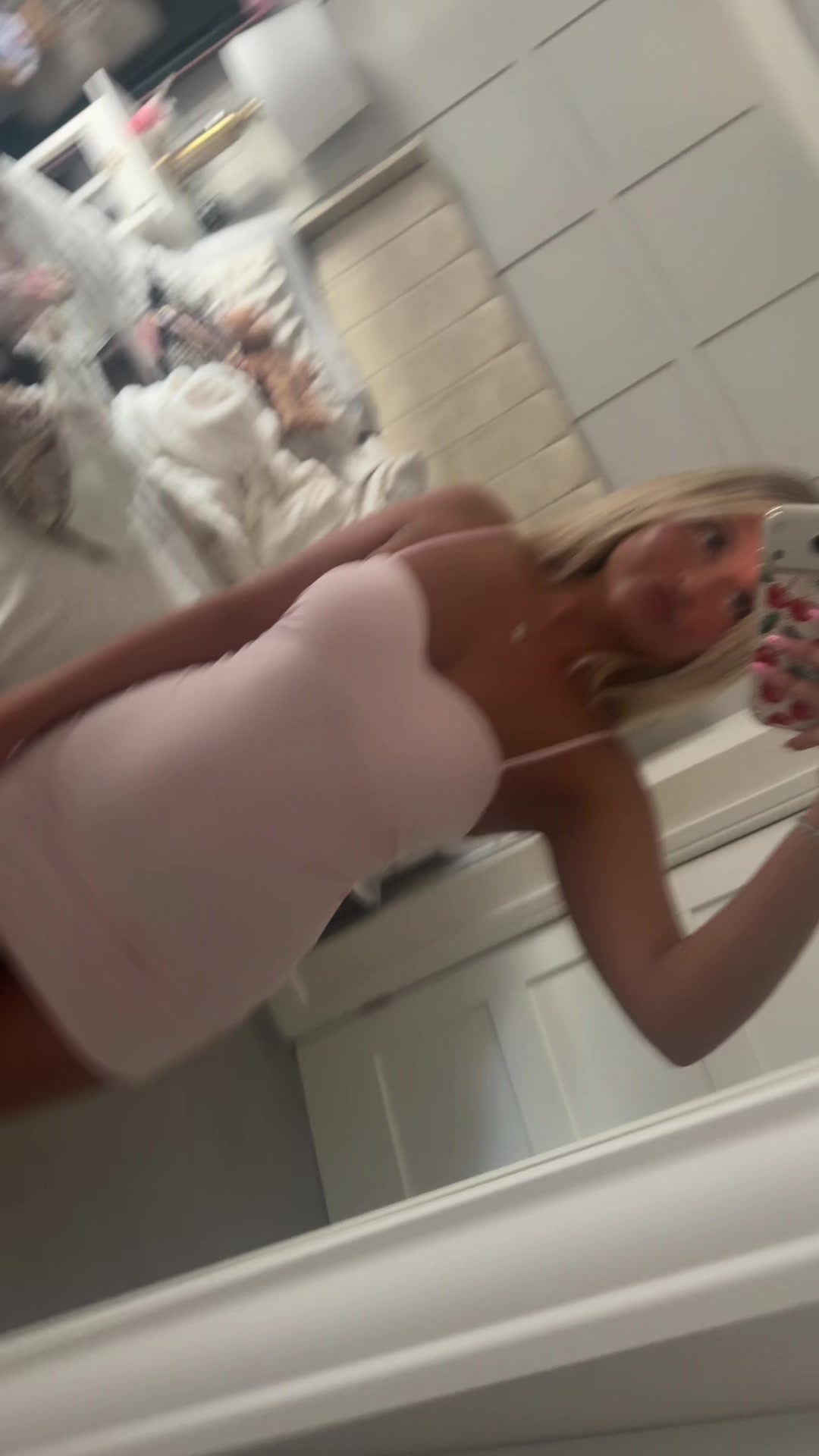 @𝐄𝐕𝐈𝐄🍒🍸