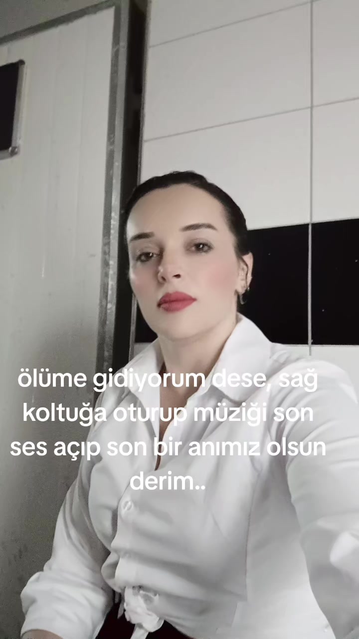 @herkes kendine yakışanı yapar