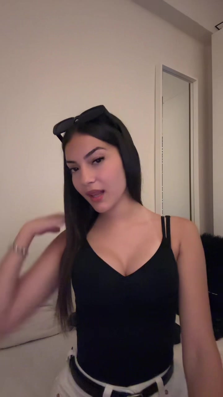 @𝓮𝓵𝓮𝓷𝓱