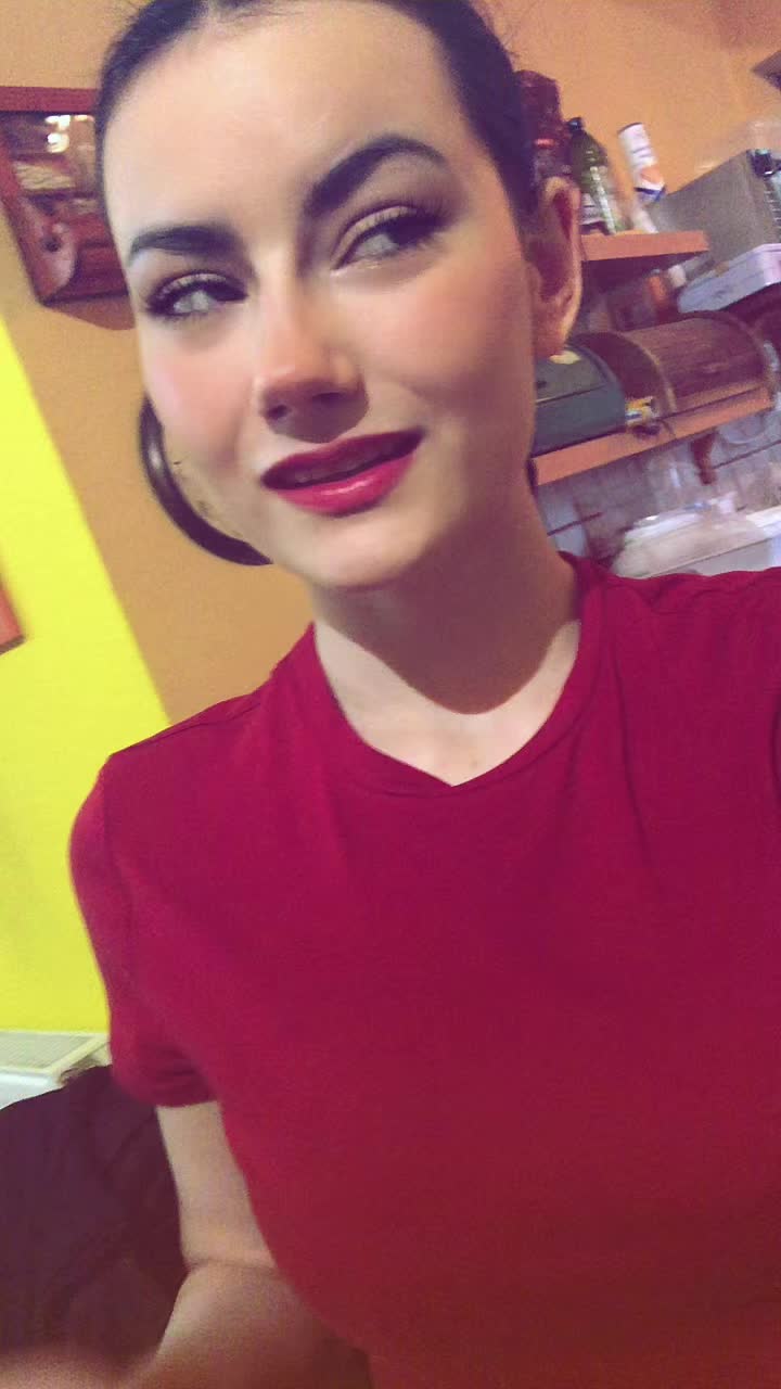 @🫂💋