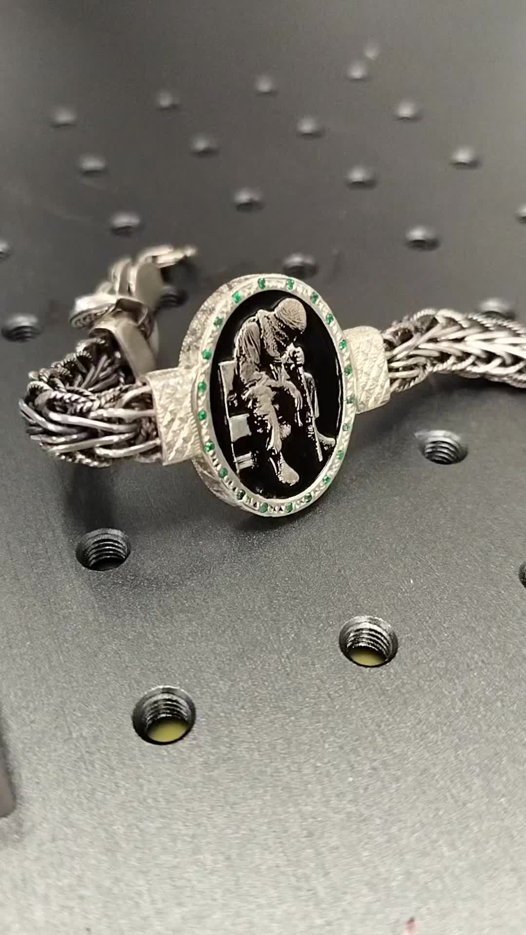 @عالم الخريستو خريستو