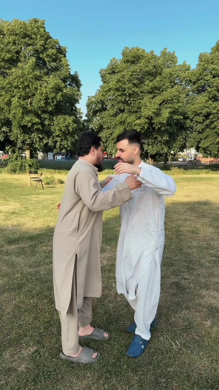 @🇬🇧HäśšäŅ khañ🇦🇫