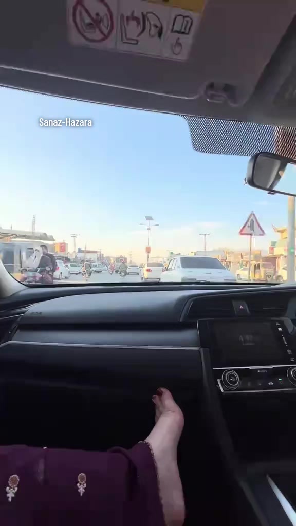 @𝗦𝗮𝗻𝗮𝘇 𝐇𝐚𝐳𝐚𝐫𝐚 ✔️