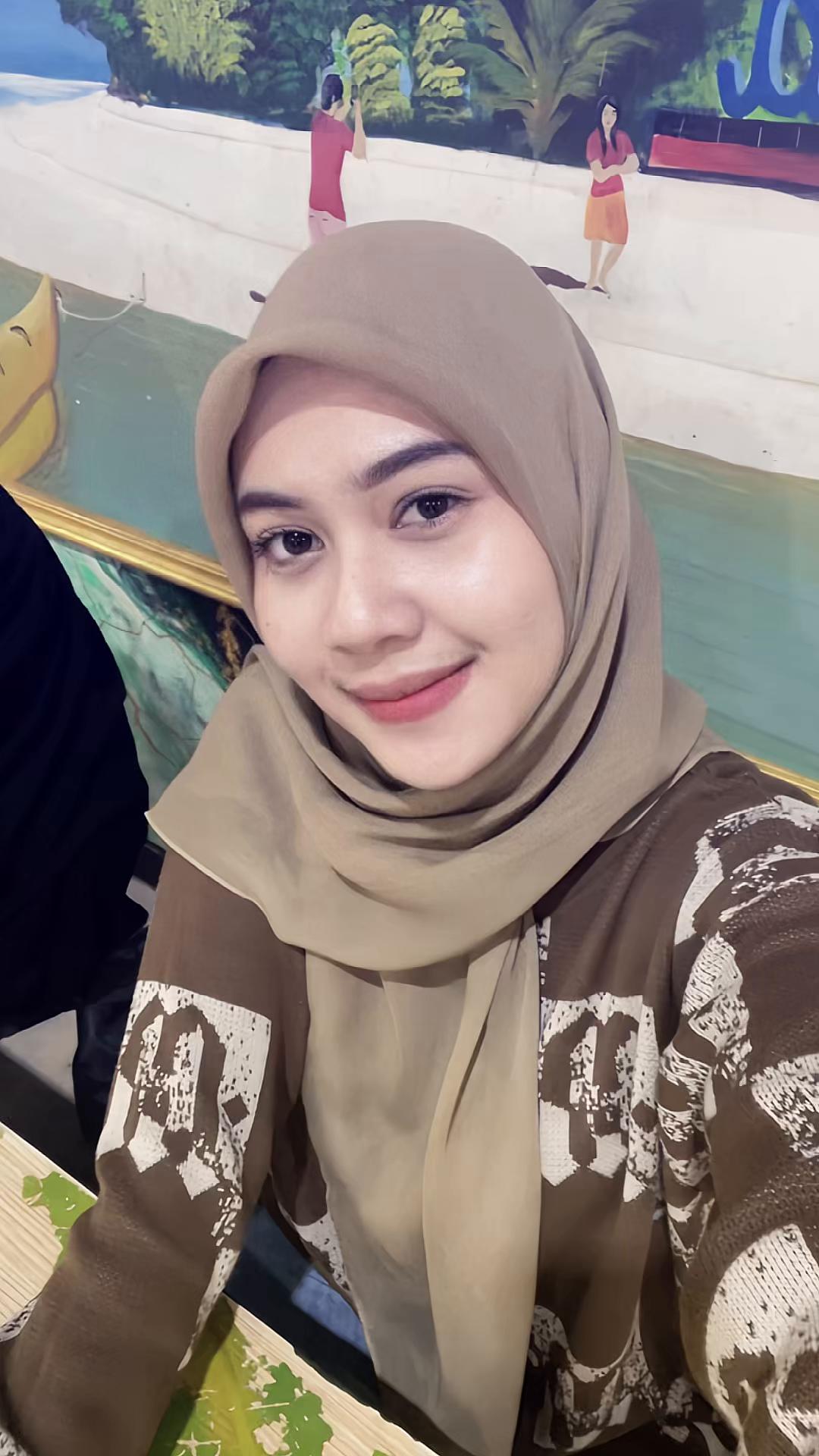 @indah_