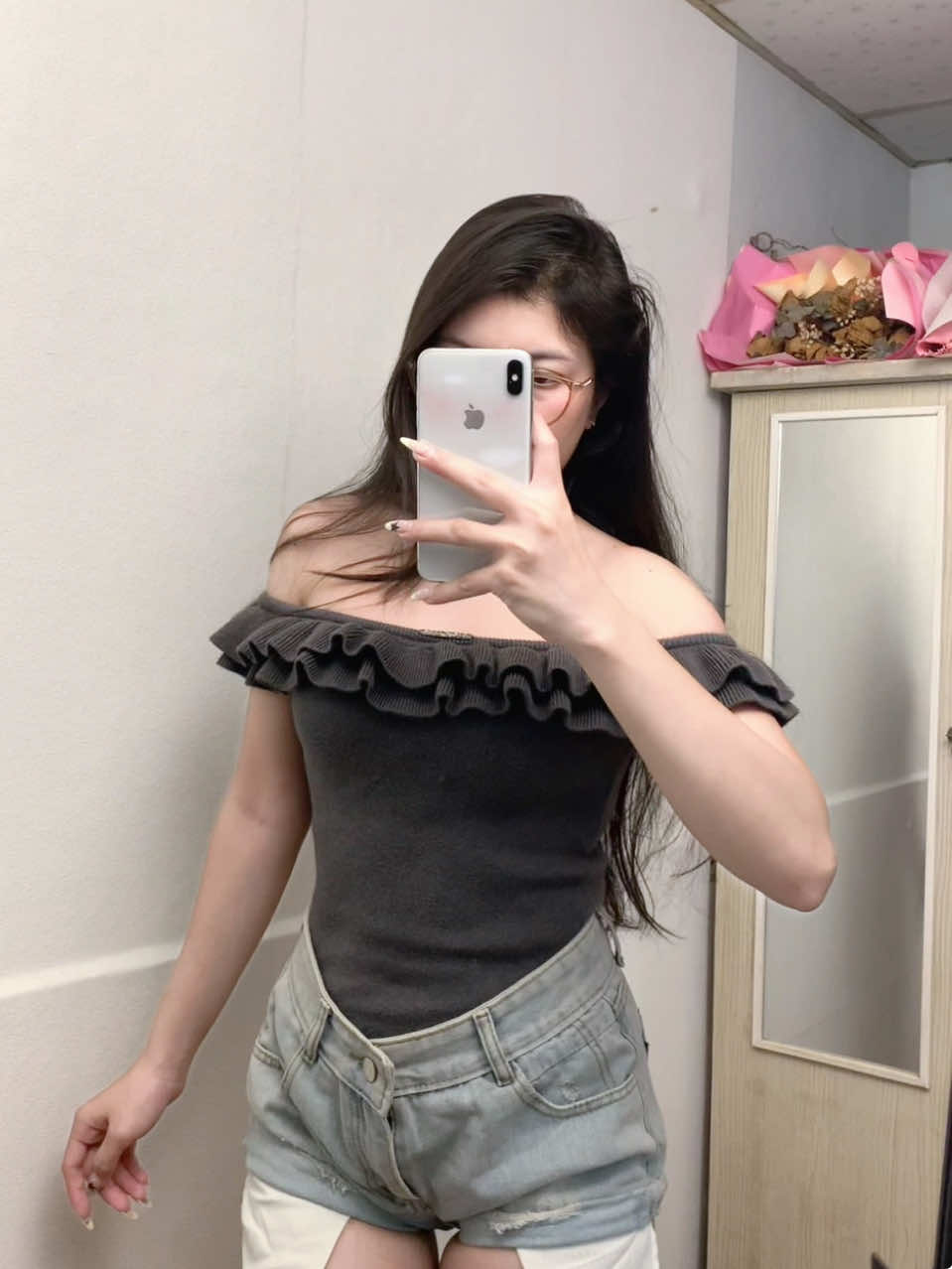 @Ê Mặc Gì ?