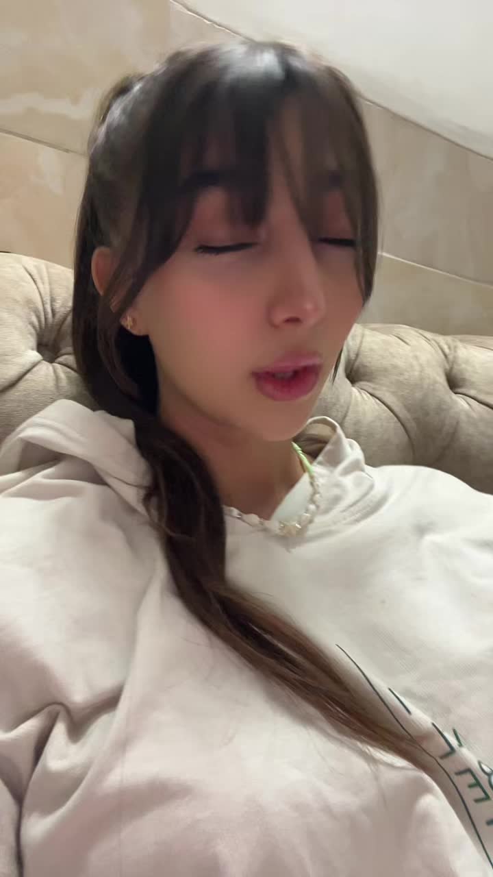 @Saniiii