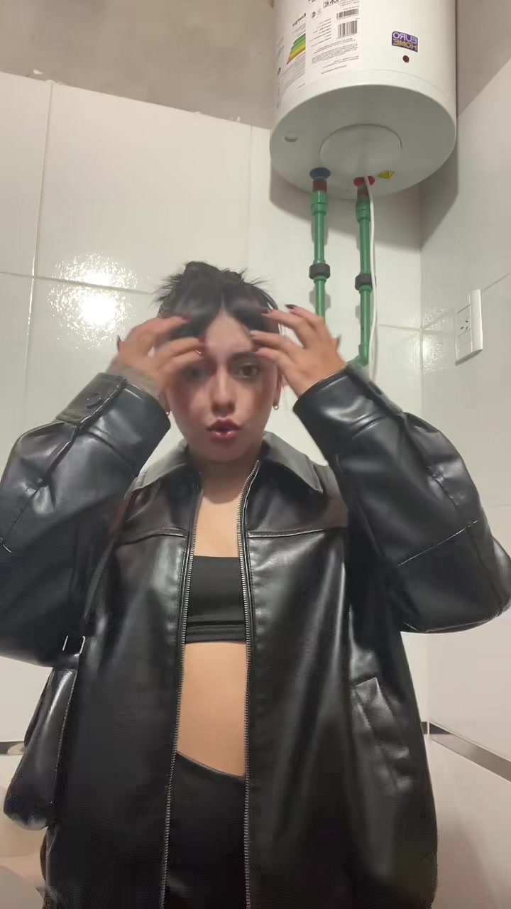 @hhiiaara