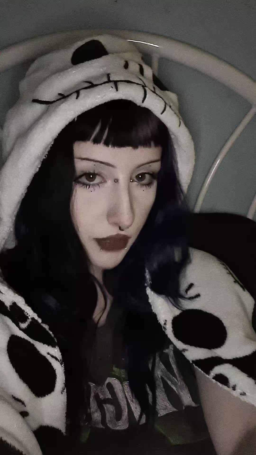 @Eve 🦇