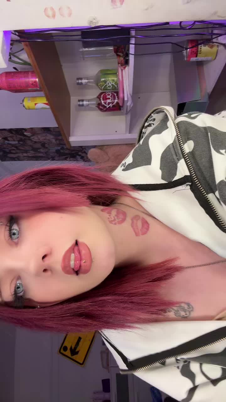 @️
