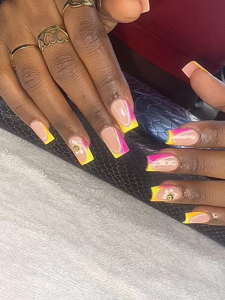 @Nandie Beauty & Nails 💅