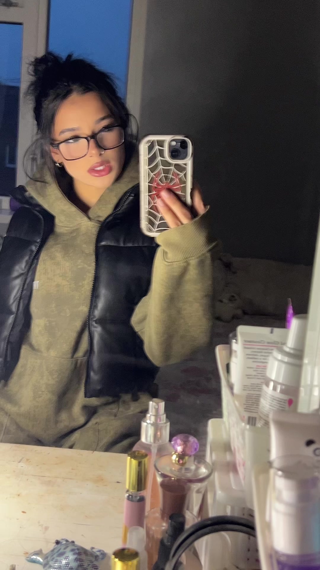 @Kira🙄