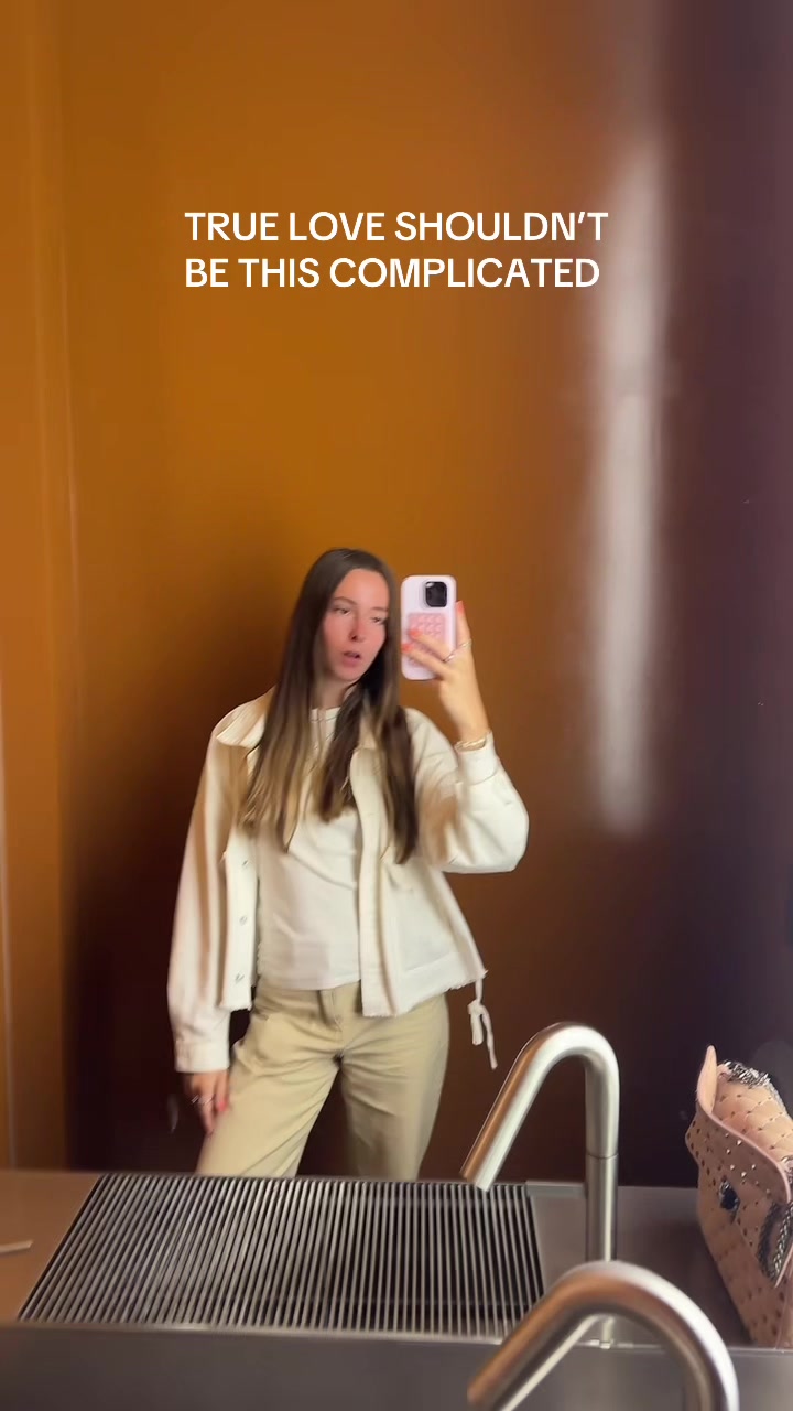 @alexxxandra