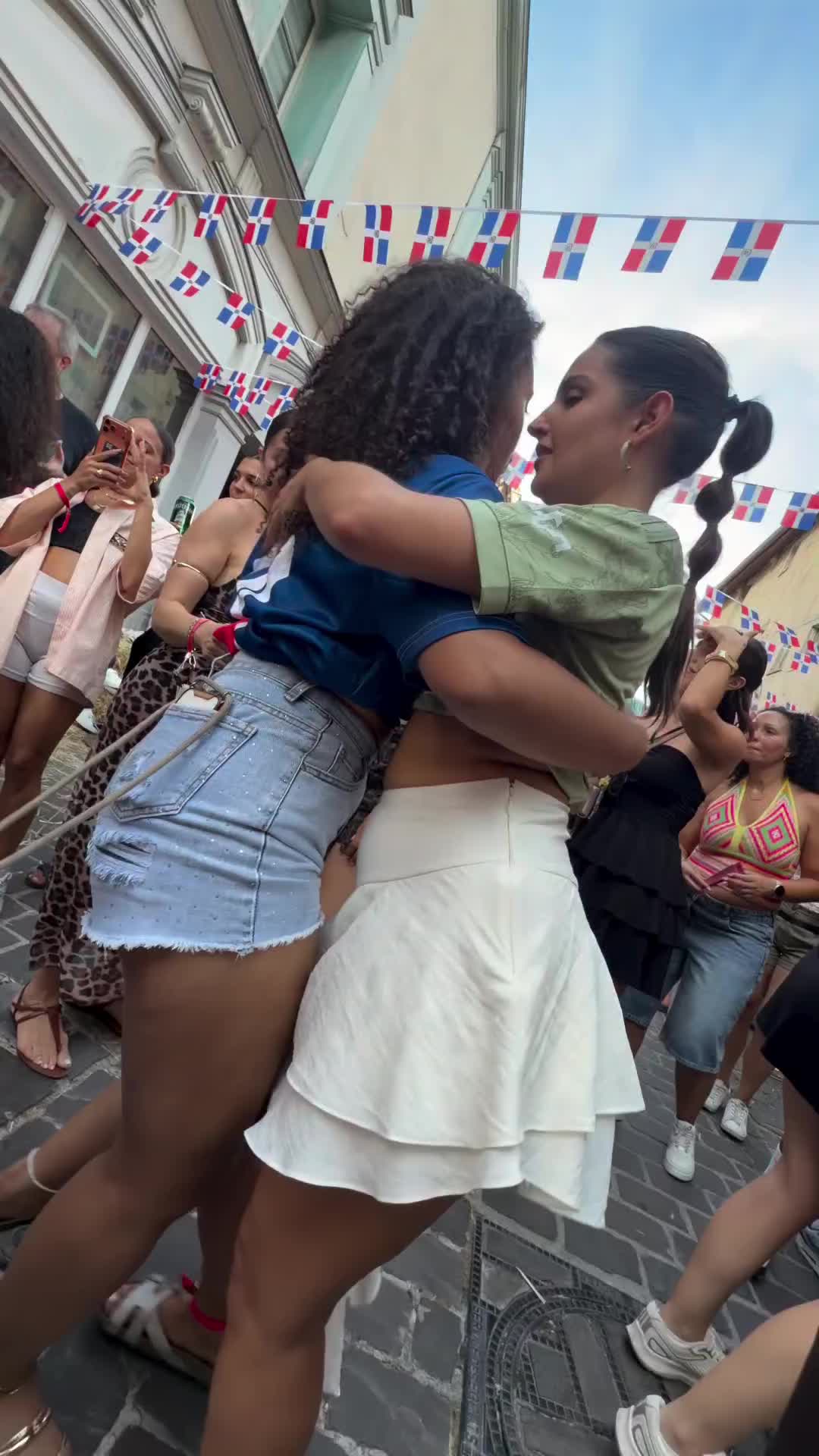@kompavibes