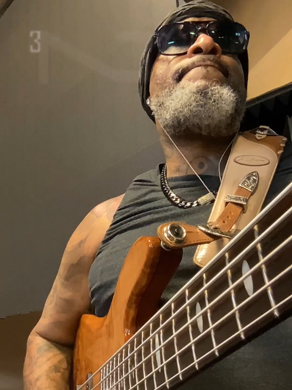@keithonbass