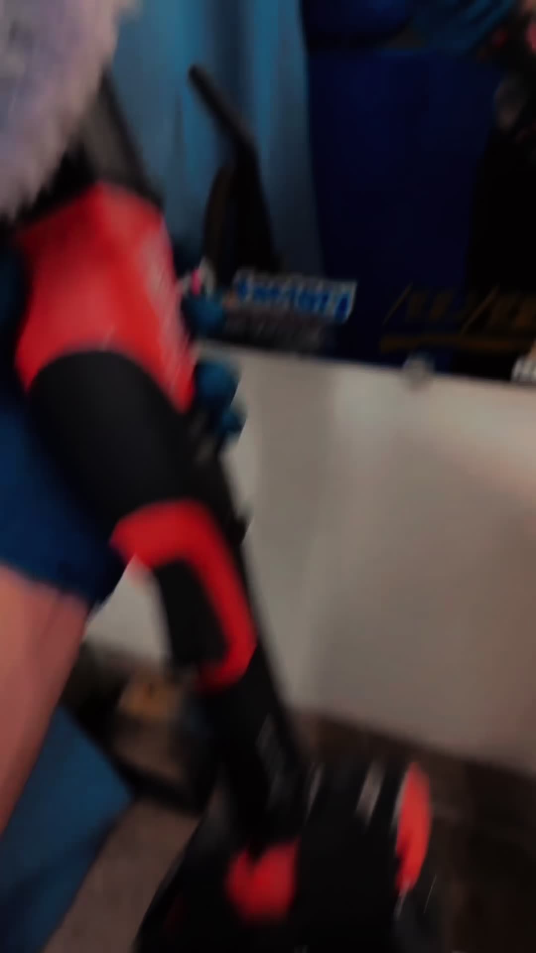 @MikeyLeonard