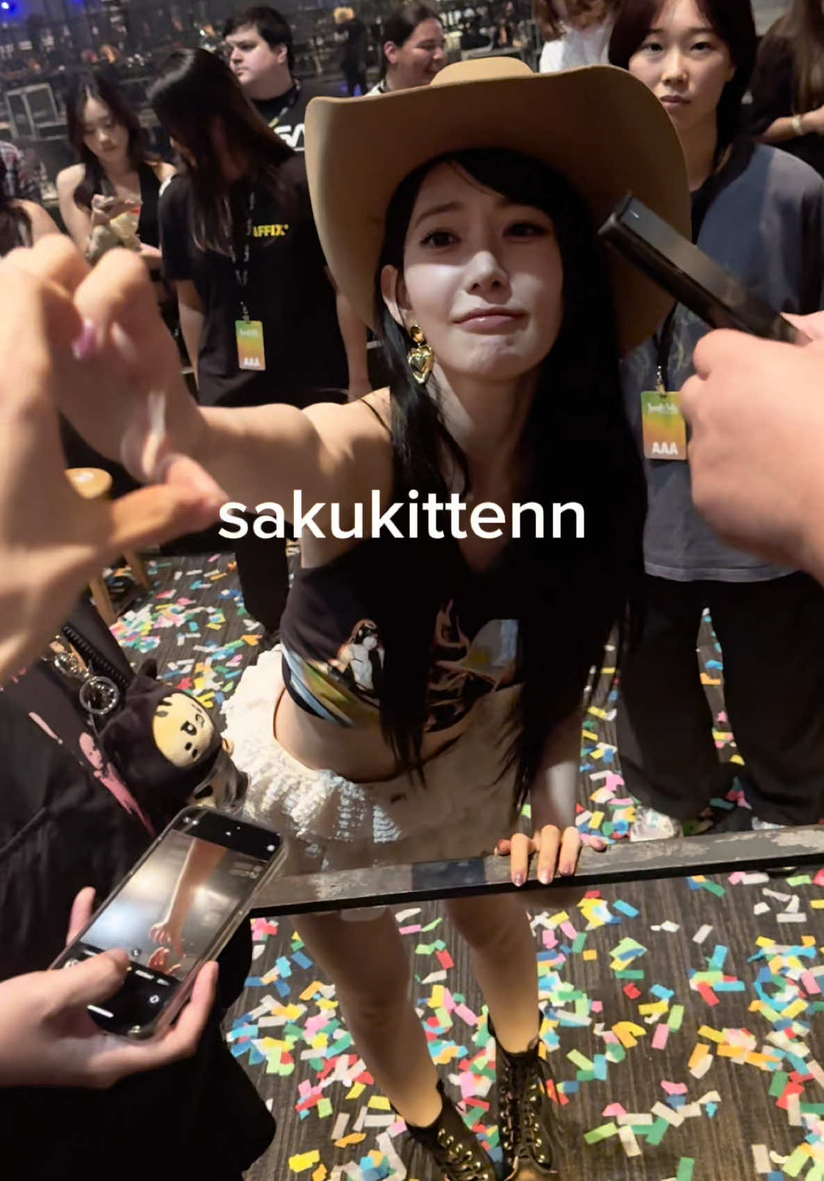 @cara โ๐โหโนโก
