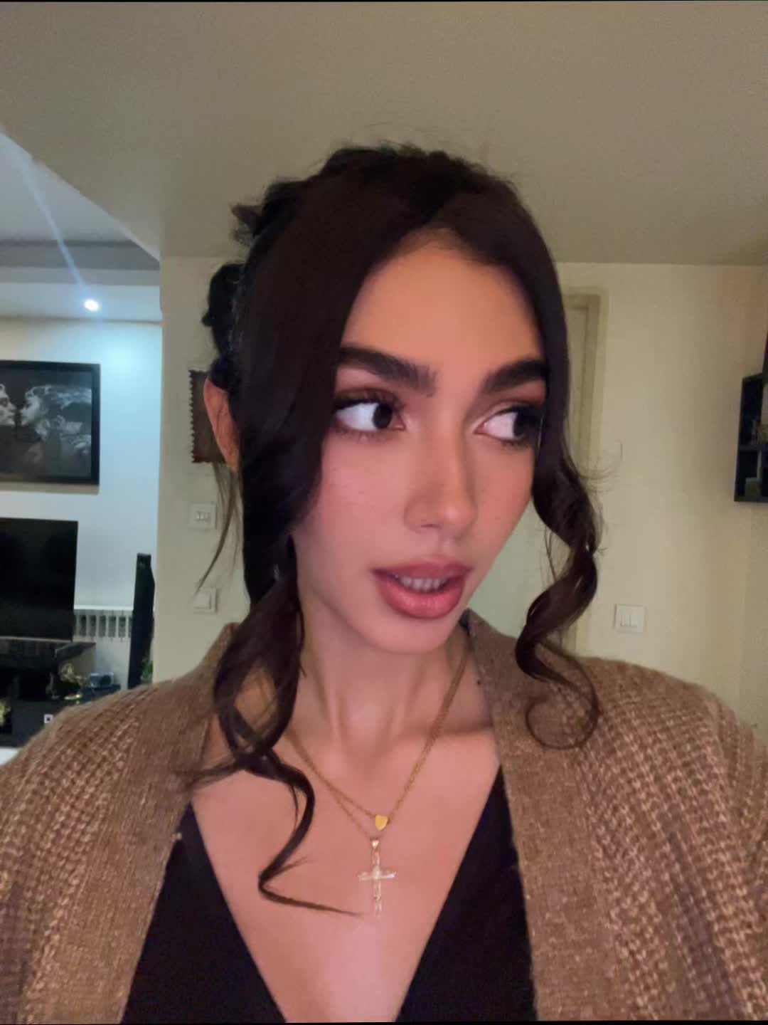 @meloiika