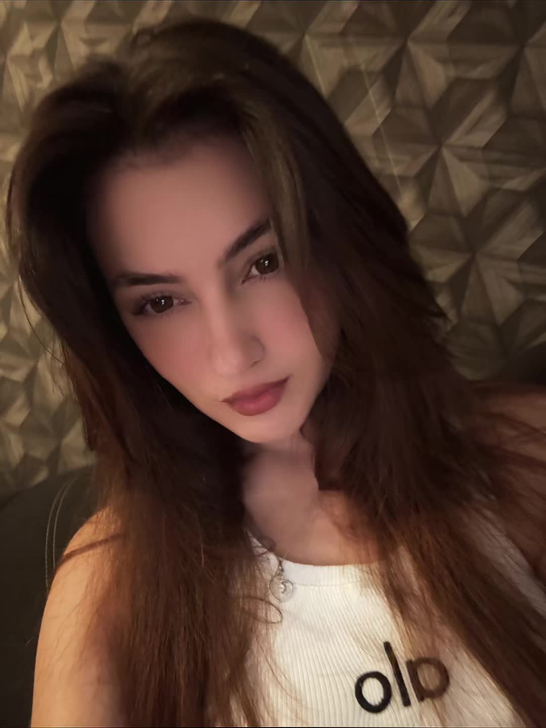 @ADRIANA