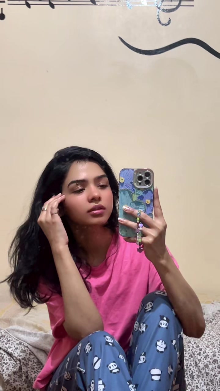 @Mehru 🦋