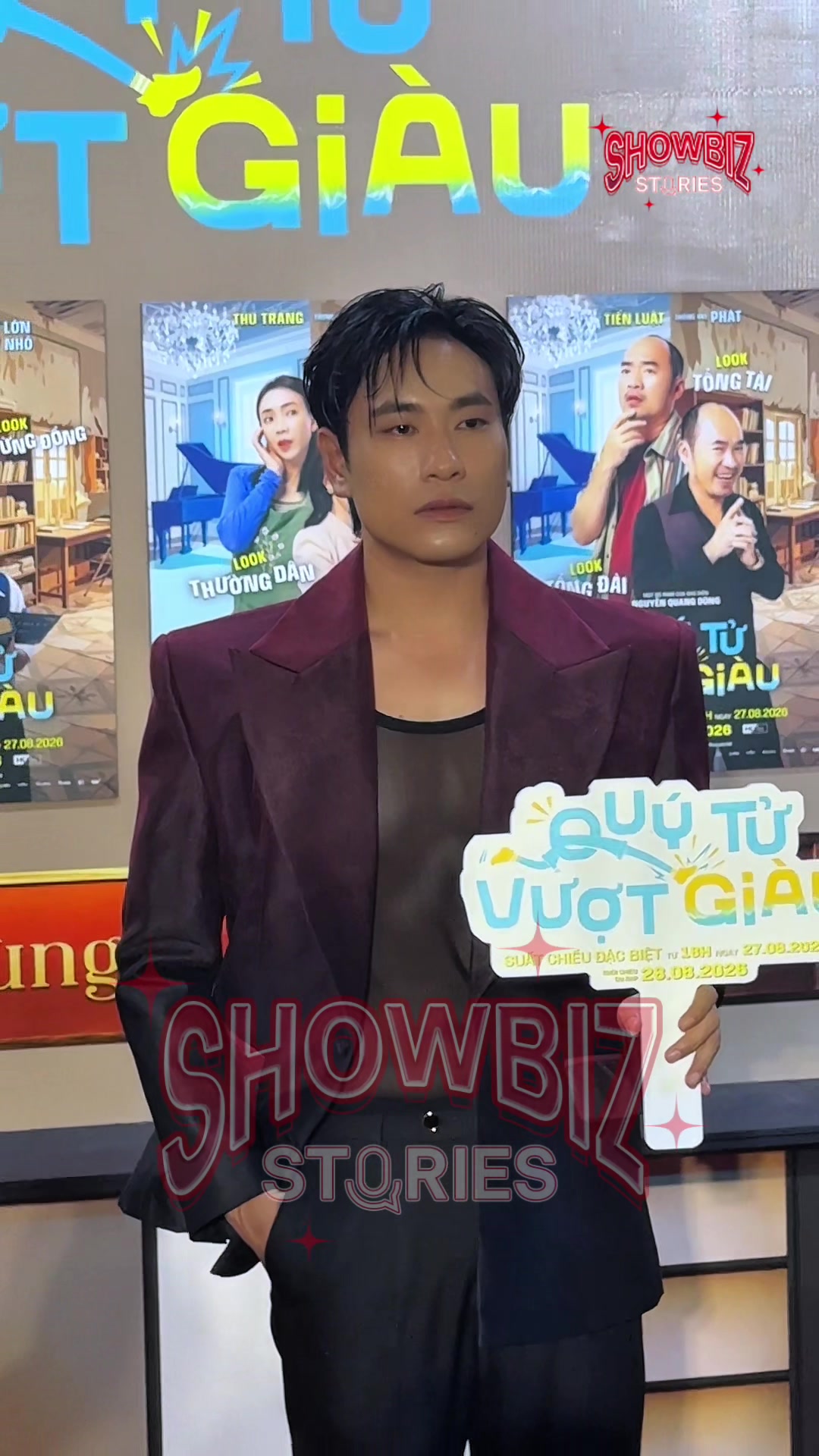 @Showbiz Stories