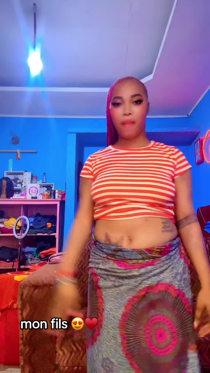 @🦋🫶la_poupe_electrique1🦋❤️