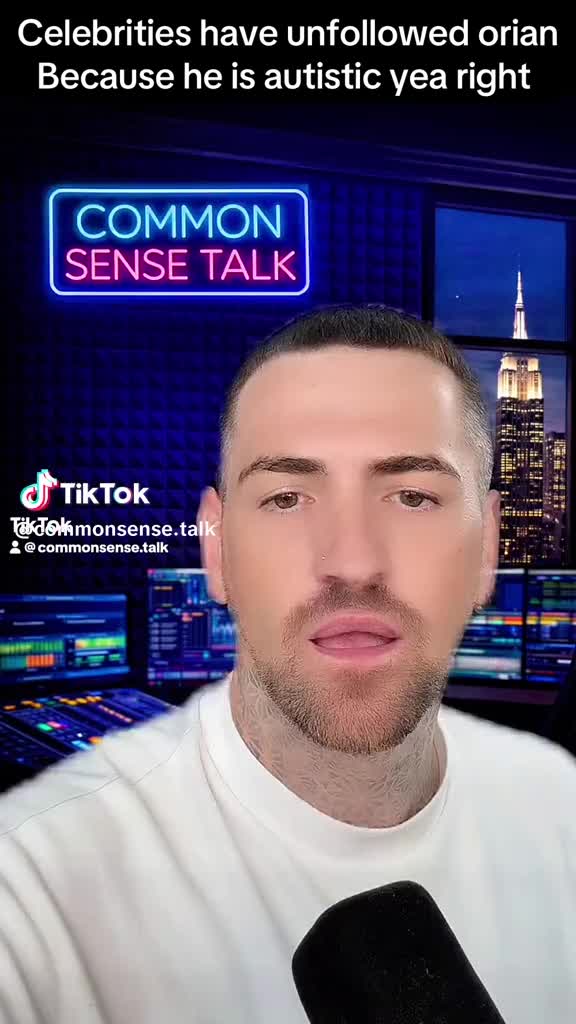 @DressingGownDerek2🔊❤️🔔🌙💜