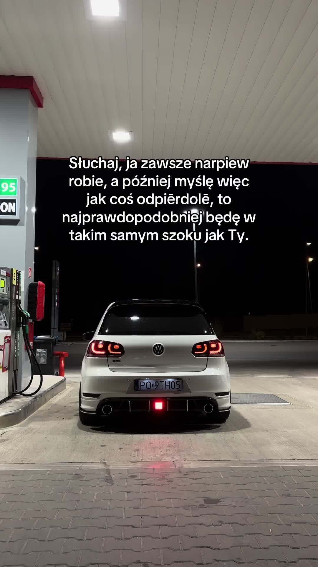 @Kondziu_gtded35